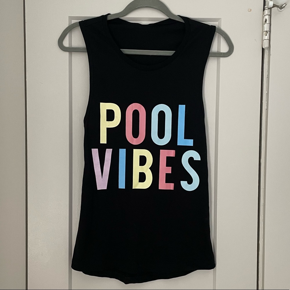 NWT Pool Vibes Graphic Tank